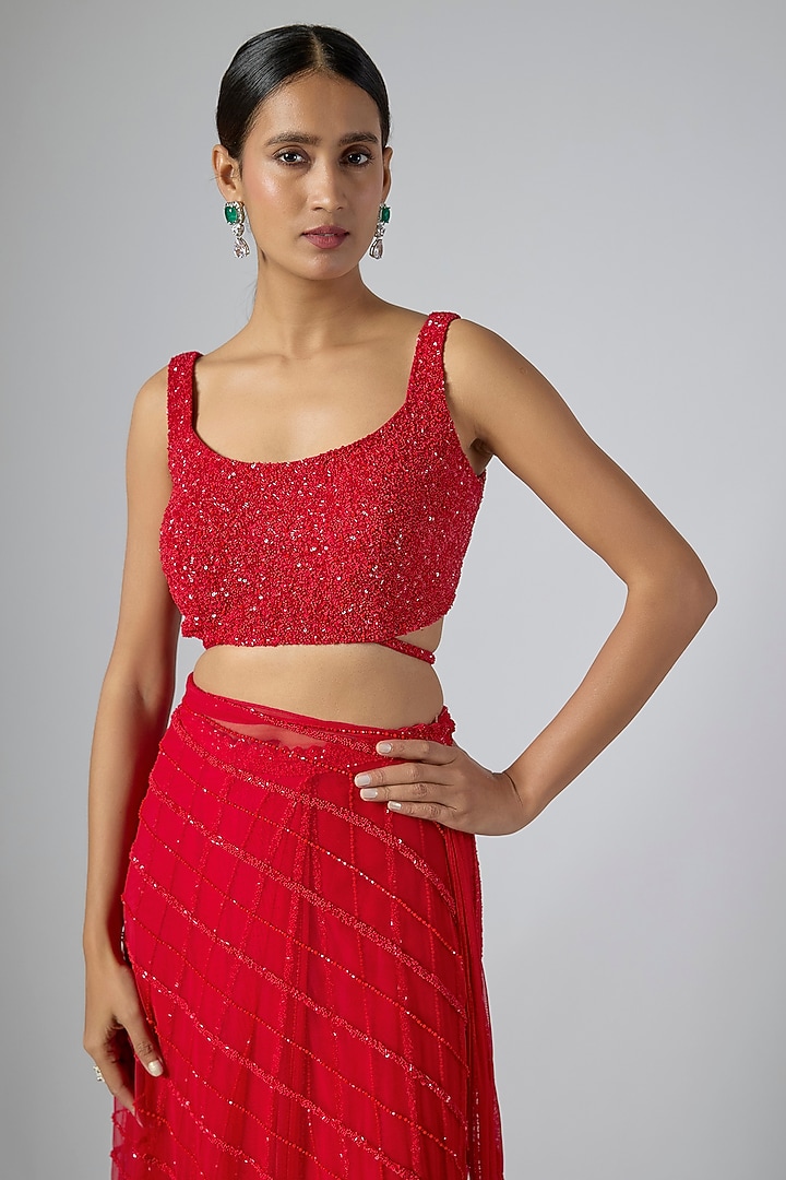 Red Soft Net Embellished Draped Reception Saree Set by Disha Patil at Pernia's Pop Up Shop