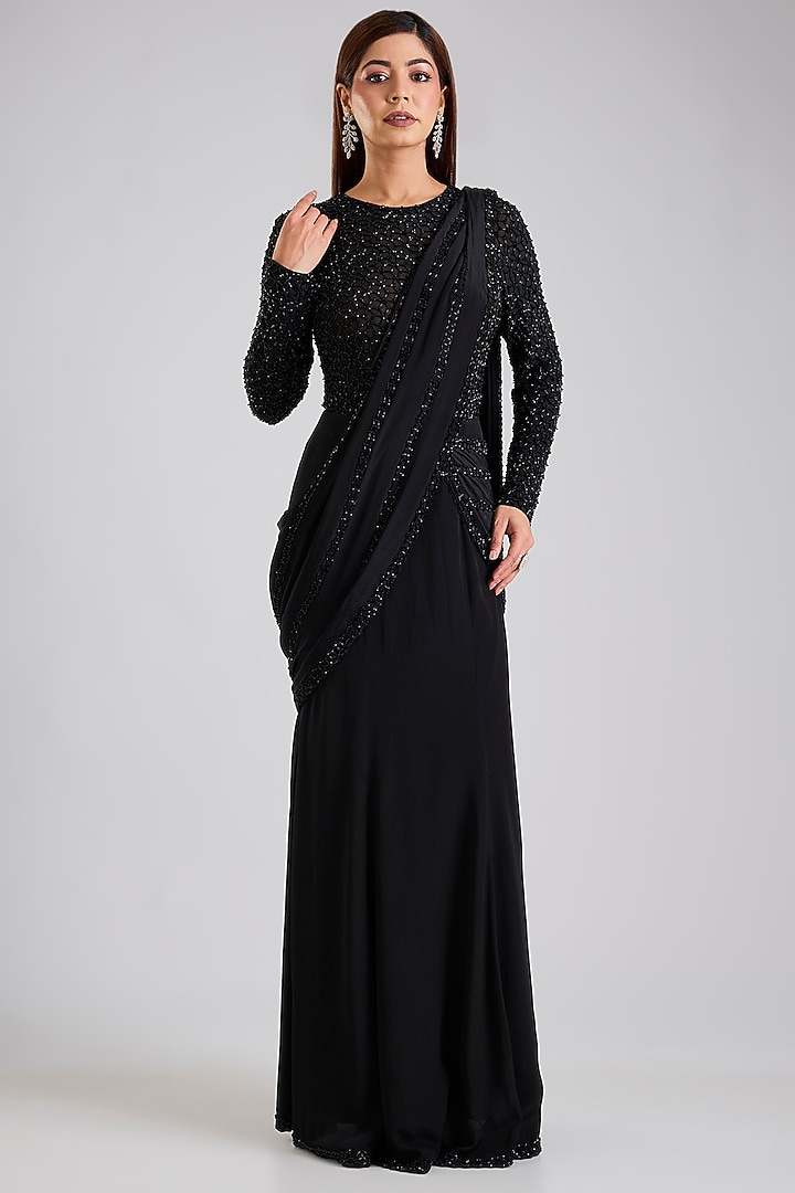 Black Stretch Net & Crepe Skirt Reception Saree Set by Disha Patil at Pernia's Pop Up Shop