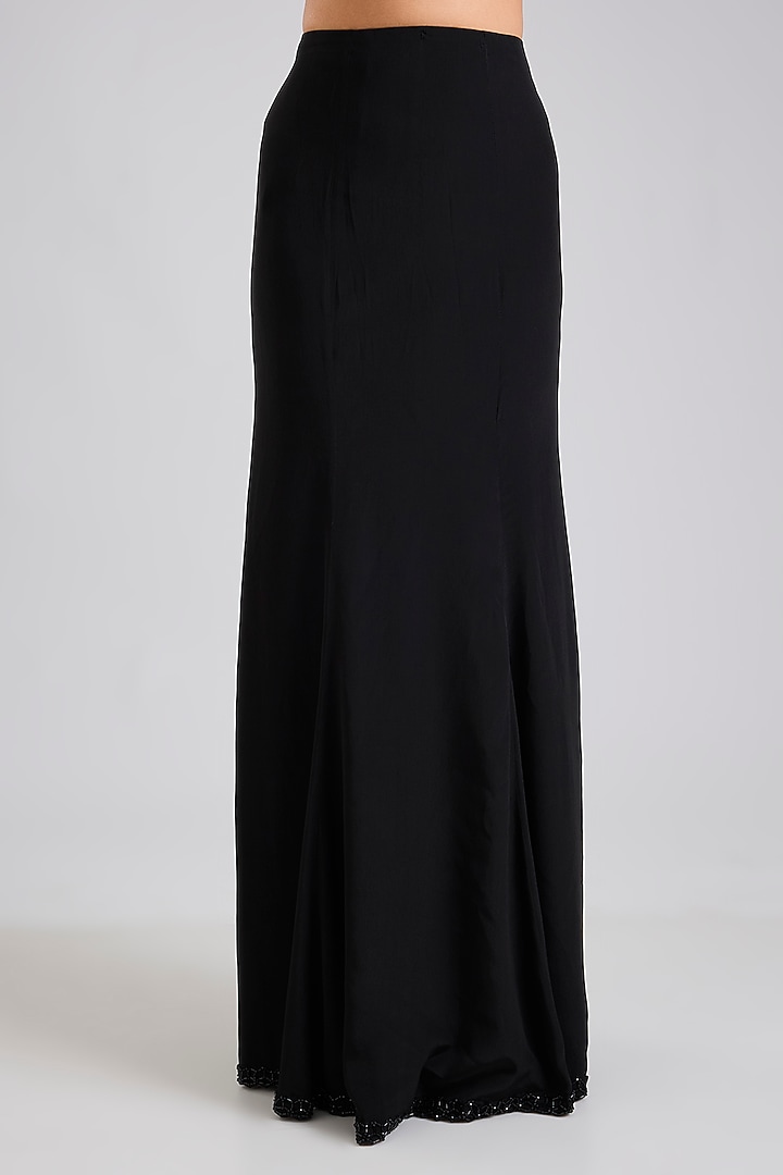 Black Stretch Net & Crepe Skirt Reception Saree Set by Disha Patil at Pernia's Pop Up Shop