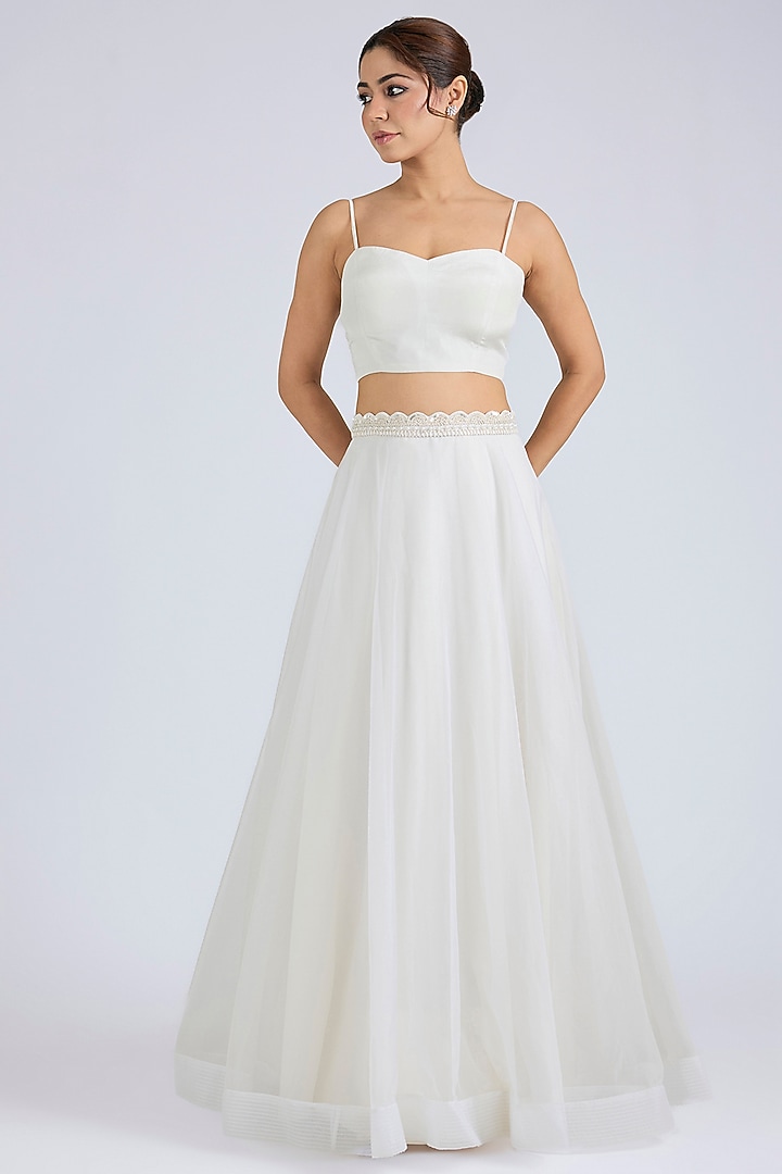White Organza Skirt Set by Disha Patil at Pernia's Pop Up Shop