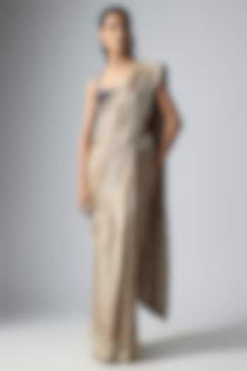 Gold Tissue Embroidered Reception Saree Set by Disha Patil at Pernia's Pop Up Shop