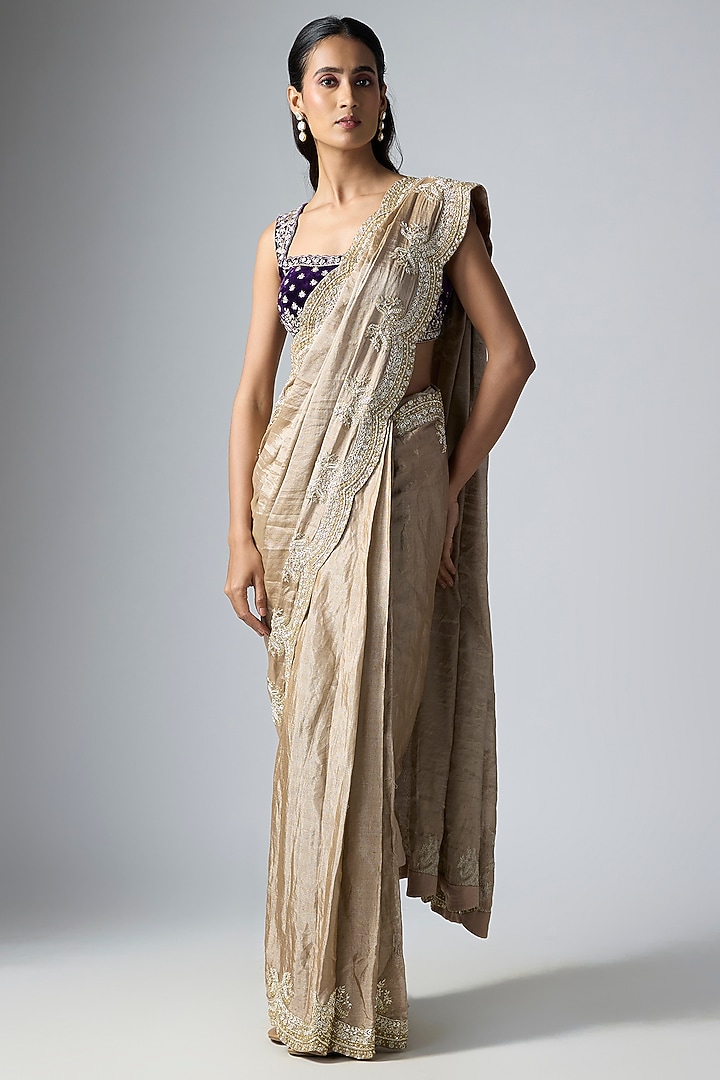 Gold Tissue Embroidered Reception Saree Set by Disha Patil at Pernia's Pop Up Shop