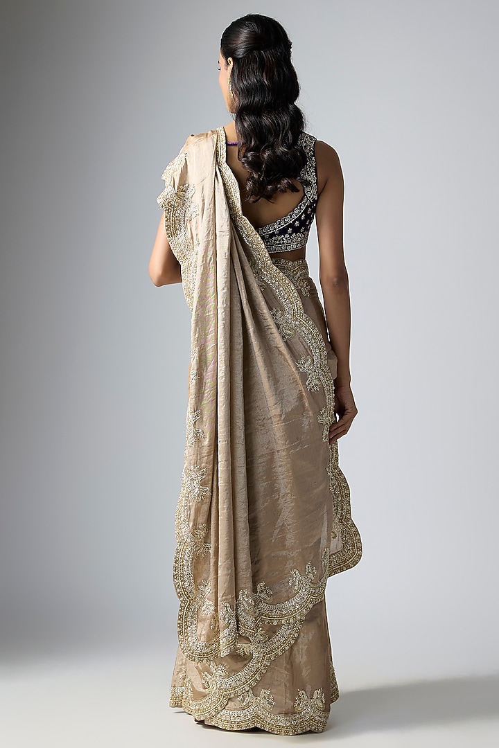 Gold Tissue Embroidered Reception Saree Set by Disha Patil at Pernia's Pop Up Shop