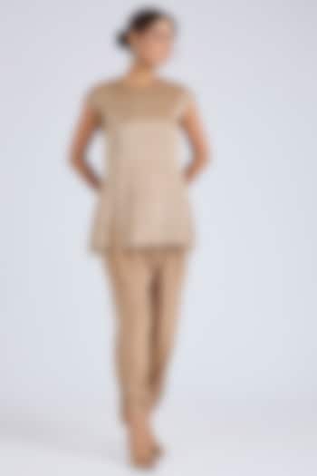 Golden Tissue Short Kurta Set by Disha Patil at Pernia's Pop Up Shop