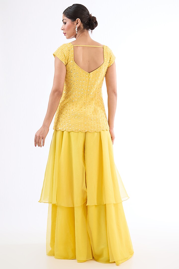 Yellow Crepe Hand Embroidered Kurta Set by Disha Patil at Pernia's Pop Up Shop