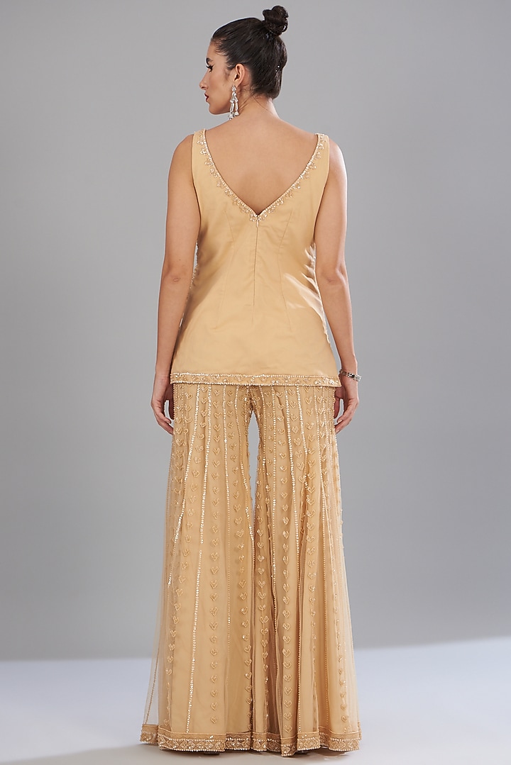 Beige Net Hand Embroidered Kurta Set by Disha Patil at Pernia's Pop Up Shop