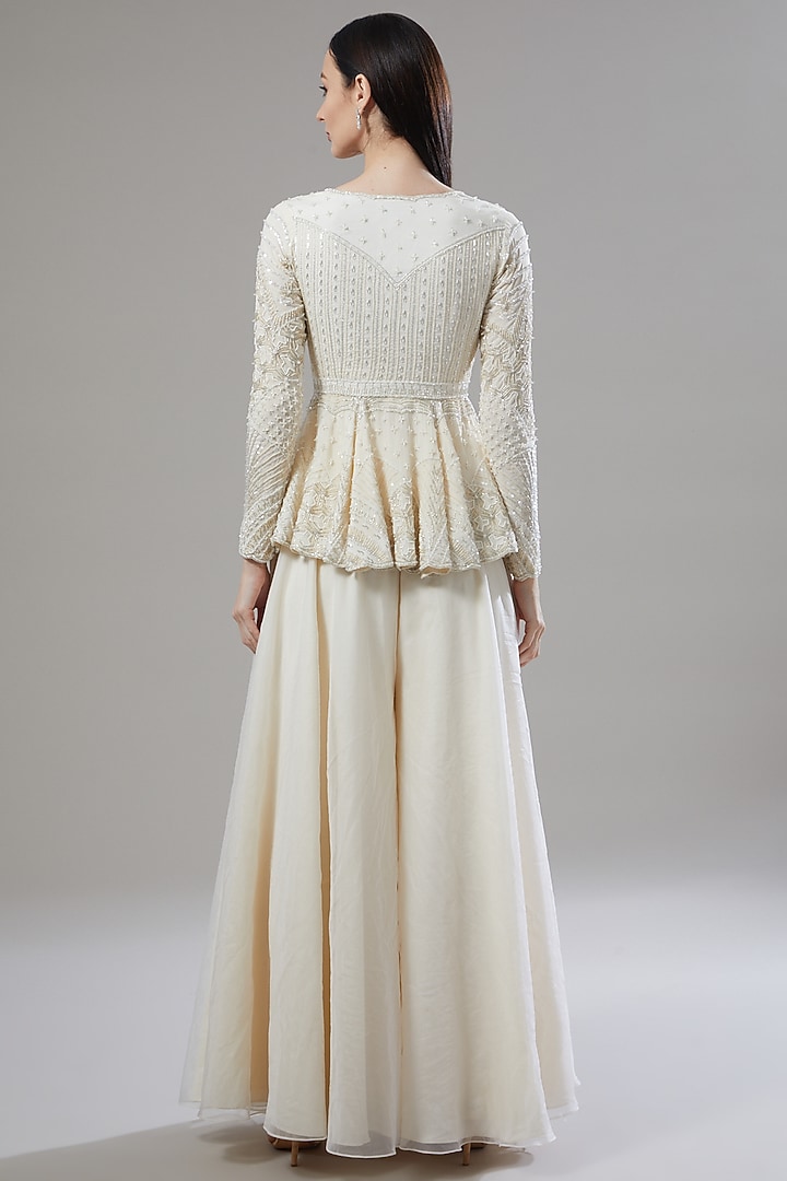 Ivory Crepe Embroidered Kurta Set by Disha Patil at Pernia's Pop Up Shop