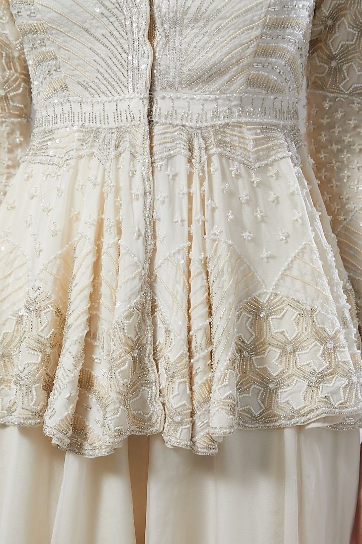 Ivory Crepe Embroidered Kurta Set by Disha Patil at Pernia's Pop Up Shop