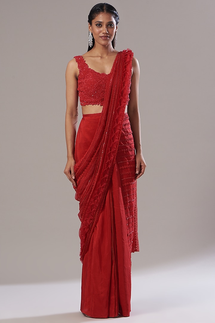 Red Embroidered Draped Saree Set Design by Disha Patil at Pernia's Pop ...
