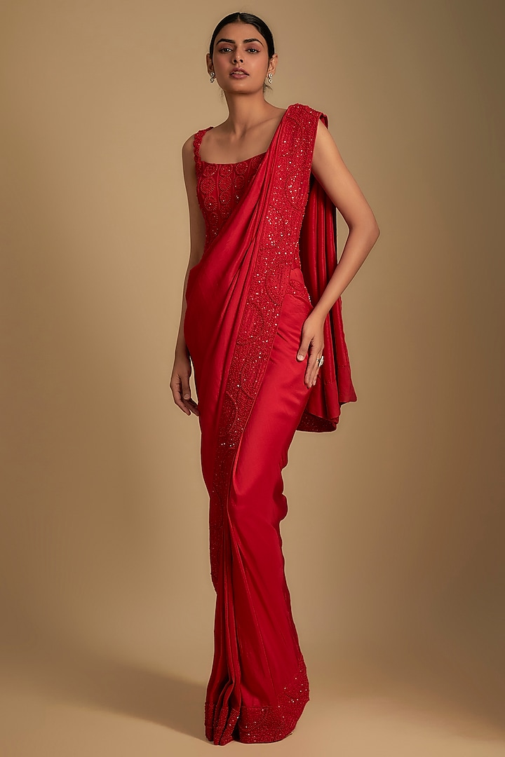 Red Dupion Pre-Draped Saree Set by Disha Patil at Pernia's Pop Up Shop