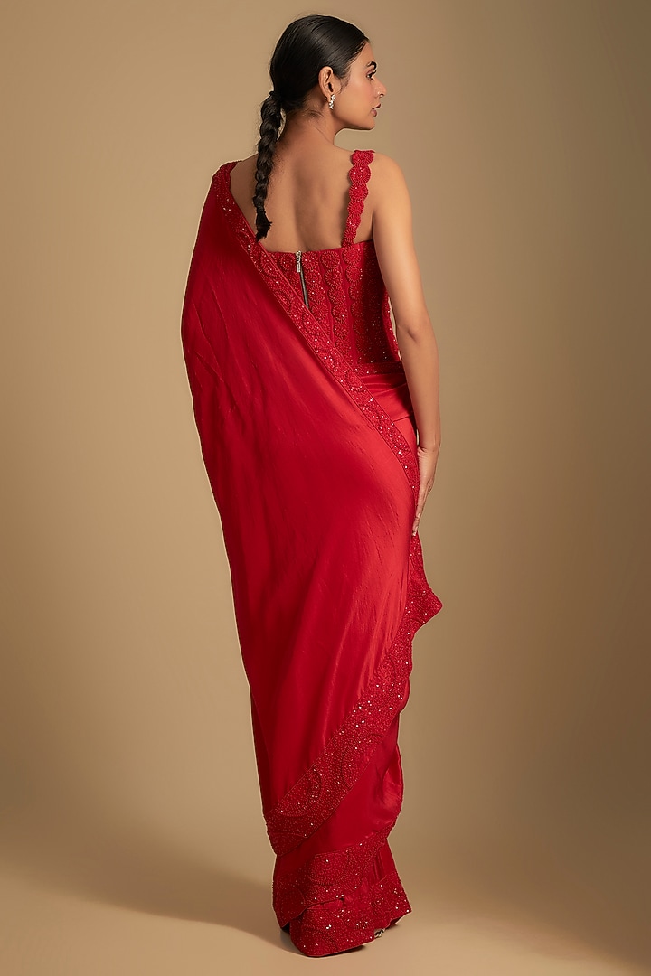 Red Dupion Pre-Draped Reception Saree Set by Disha Patil at Pernia's Pop Up Shop