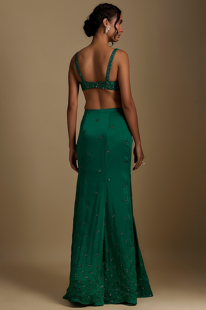 Emerald Green Crepe Hand Embroidered Pre-Draped Skirt Reception Saree Set by Disha Patil at Pernia's Pop Up Shop
