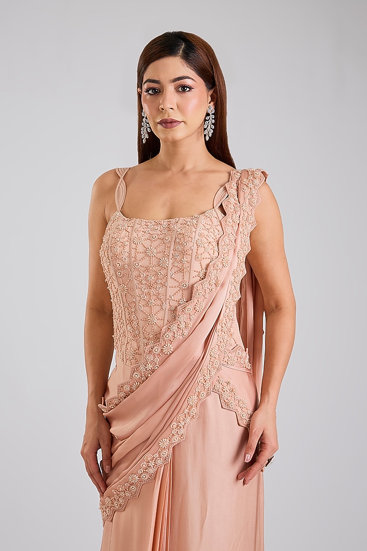 Blush Pink Crepe Skirt Reception Saree Set by Disha Patil at Pernia's Pop Up Shop