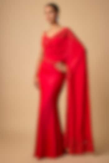 Red Crepe Skirt Reception Saree Set by Disha Patil at Pernia's Pop Up Shop