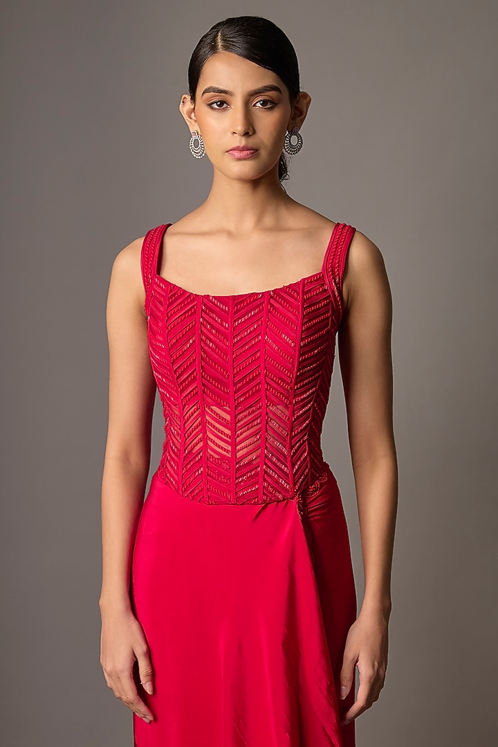 Red Crepe Reception Saree Set by Disha Patil at Pernia's Pop Up Shop