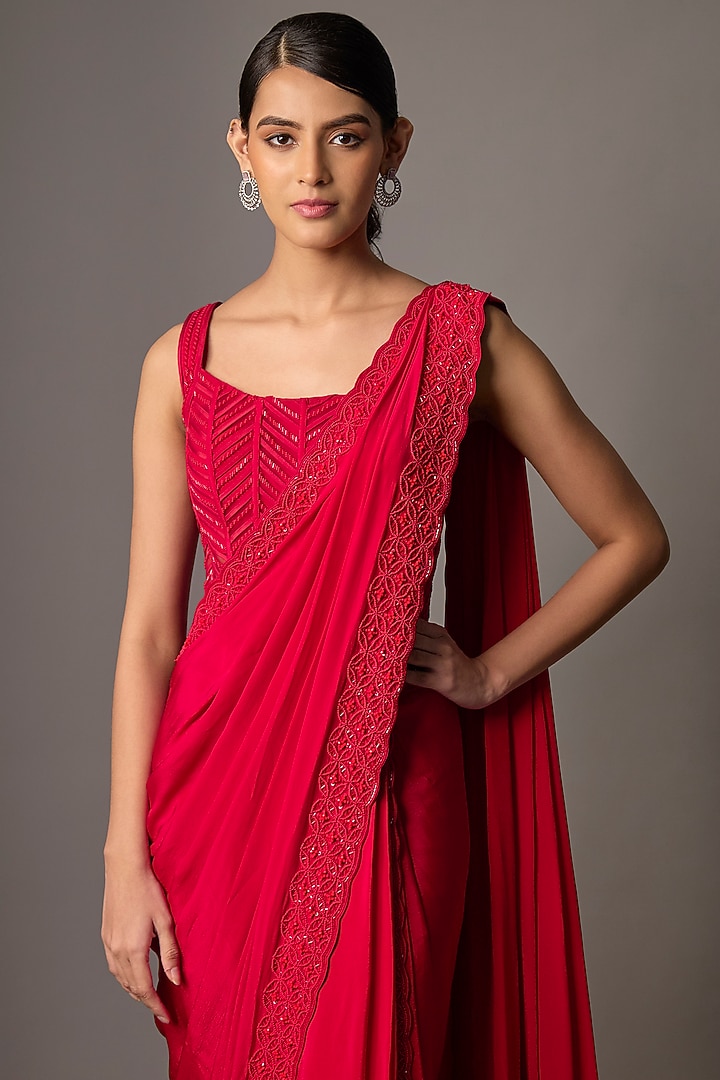 Red Crepe Reception Saree Set by Disha Patil at Pernia's Pop Up Shop