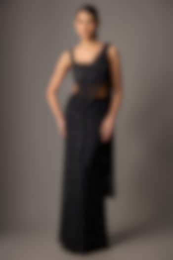 Black Soft Net Embroidered Reception Saree Set by Disha Patil at Pernia's Pop Up Shop