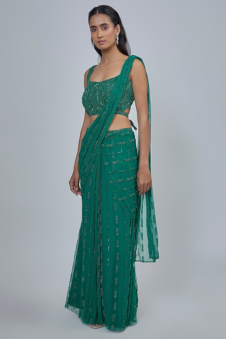 Emerald Green Soft Net Reception Saree Set by Disha Patil at Pernia's Pop Up Shop