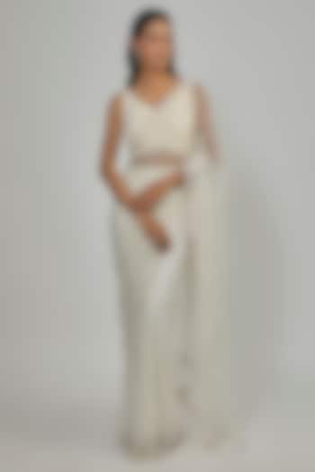 Ivory Net Reception Saree Set by Disha Patil at Pernia's Pop Up Shop