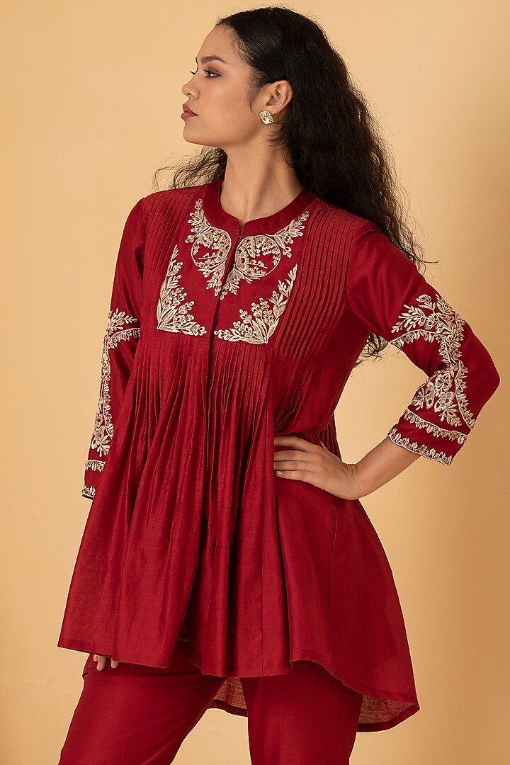 Red Pure Chanderi Pearl & Sequins Embroidered Co-Ord Set by Divi by Sonal at Pernia's Pop Up Shop