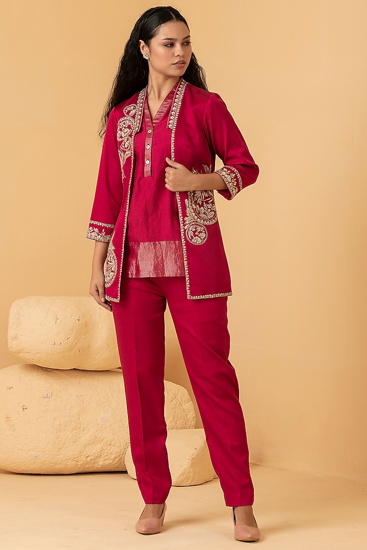 Fuchsia Modal Satin Zari & Sequins Embroidered Jacket Set by Divi by Sonal at Pernia's Pop Up Shop