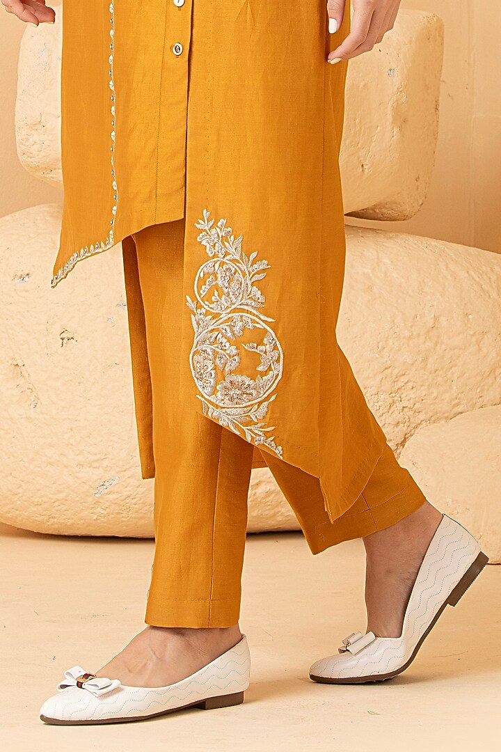 Mustard Pure Chanderi Zari & Pearl Embroidered Tunic Set by Divi by Sonal at Pernia's Pop Up Shop