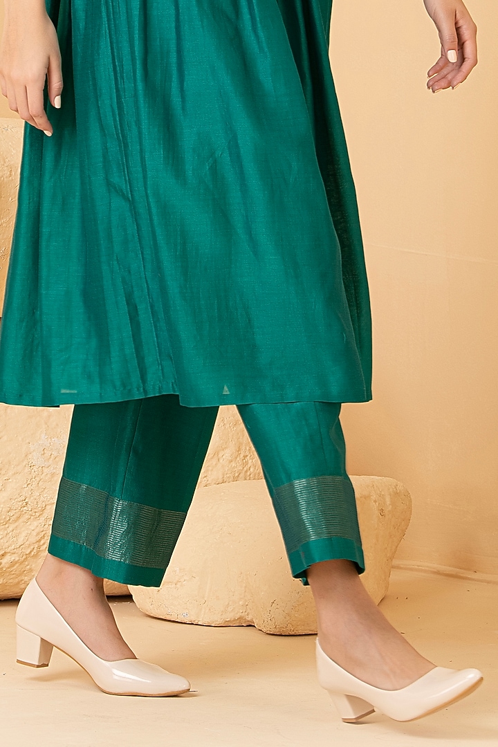 Green Chanderi Zari & Sequins Embroidered Tunic Set by Divi by Sonal at Pernia's Pop Up Shop