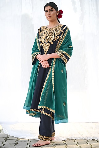 Teal Blue Embroidered Phiran Kurta Set by Daljit Sudan