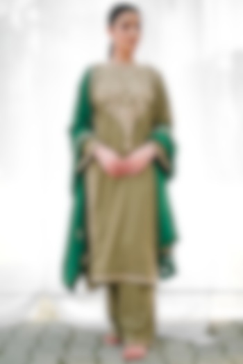 Olive Green Embroidered Phiran Kurta Set by Daljit Sudan