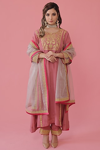 Rose Pink Embroidered Kurta Set by Daljit Sudan
