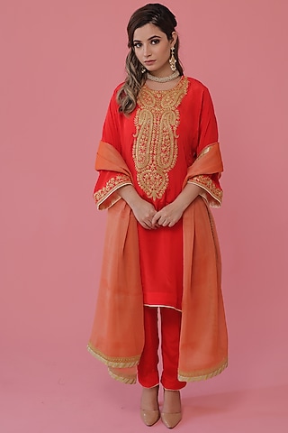Reddish Orange Embroidered Kurta Set by Daljit Sudan