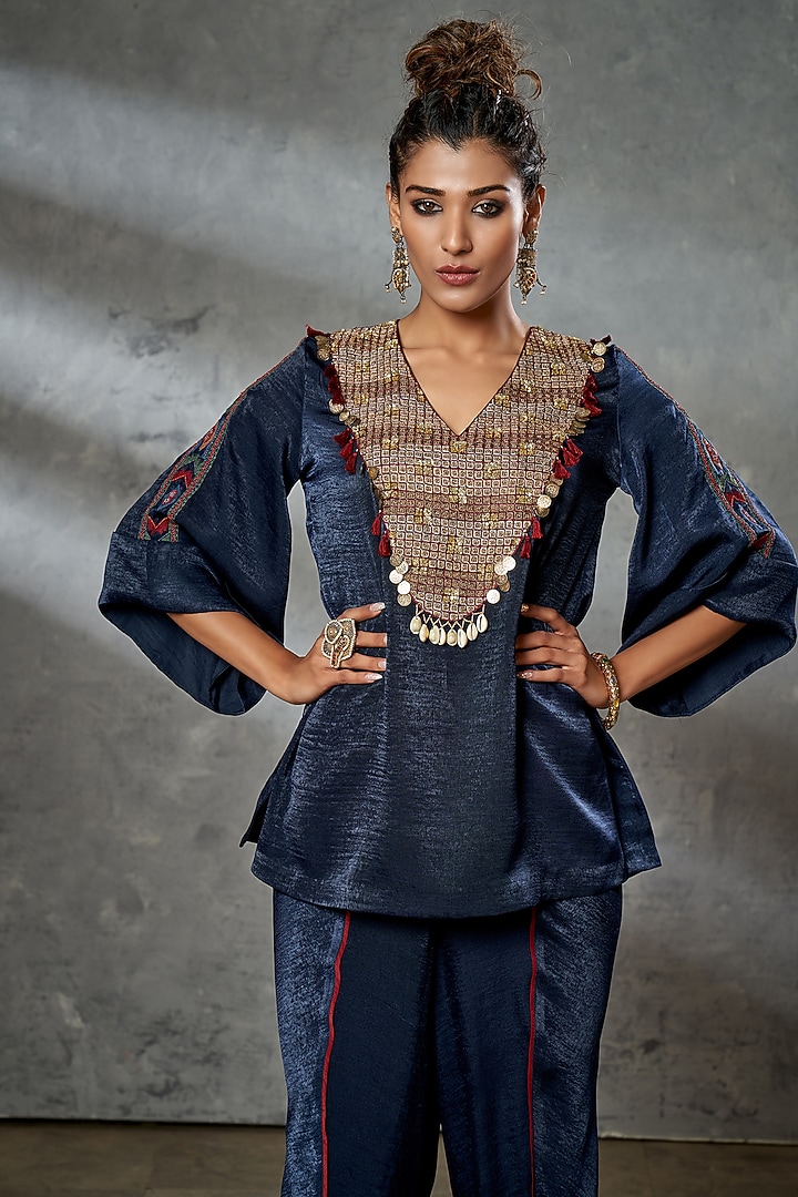 Navy Blue Silk Dhoti Pant Set by Aditi Somani at Pernia's Pop Up Shop
