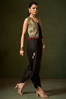 product-color-Black