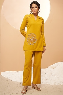 product-color-Mustard