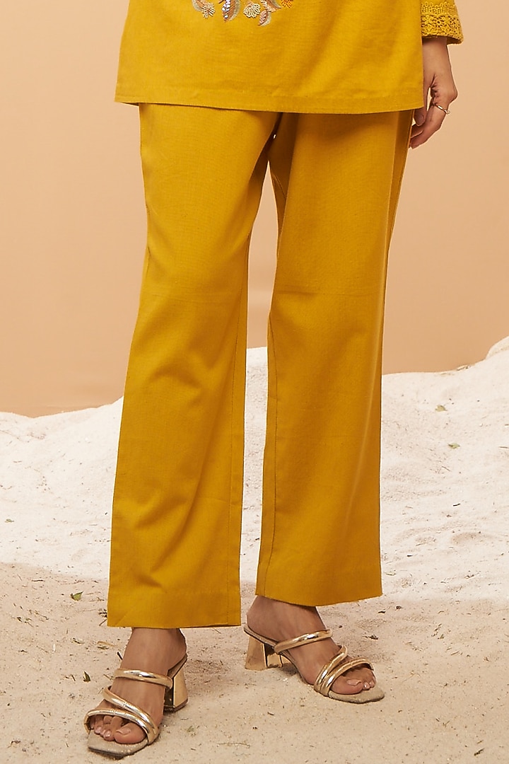 Mustard Organic Cotton Floral Embellished Co-Ord Set by Aditi Somani at Pernia's Pop Up Shop