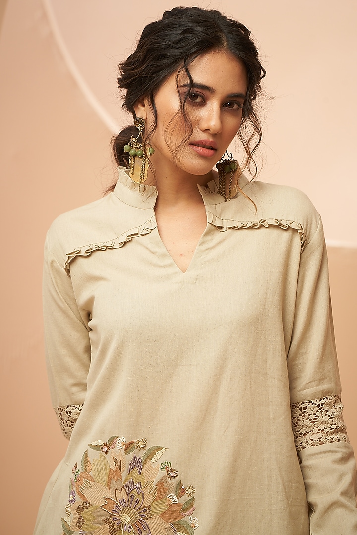 Beige Organic Cotton Floral Embellished Co-Ord Set by Aditi Somani at Pernia's Pop Up Shop