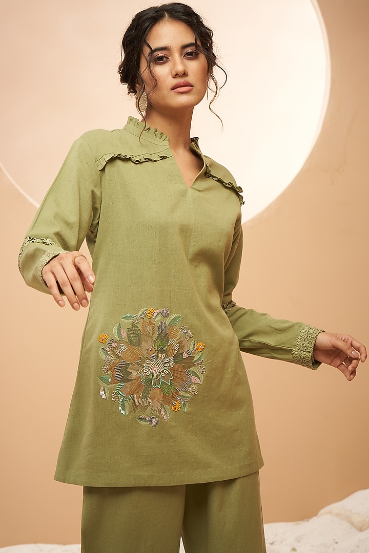 Green Organic Cotton Floral Embellished Co-Ord Set by Aditi Somani at Pernia's Pop Up Shop