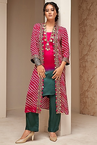 Candy Pink Crepe Printed & Embroidered Cape Set by Aditi Somani