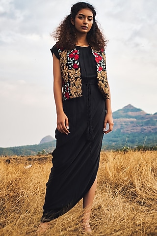 Black Dress With Embroidered Jacket by Aditi Somani