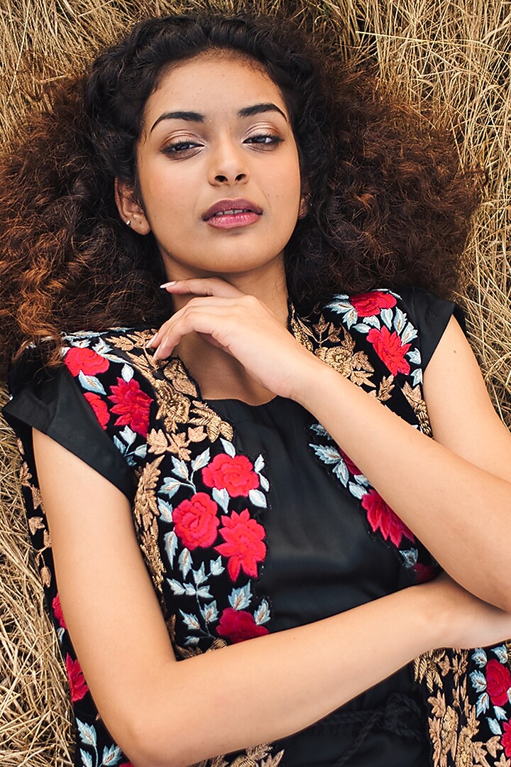 Black Vacation Dress With Embroidered Jacket by Aditi Somani at Pernia's Pop Up Shop