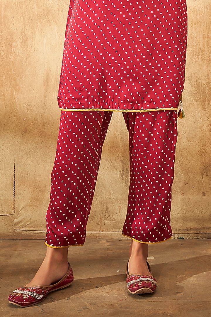 Maroon Printed Kurta Set by Aditi Somani at Pernia's Pop Up Shop