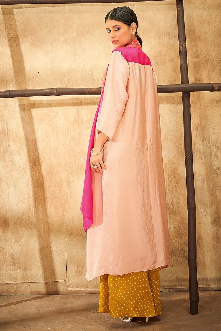 Rani Pink Shaded Habutai Silk Cape Set by Aditi Somani at Pernia's Pop Up Shop