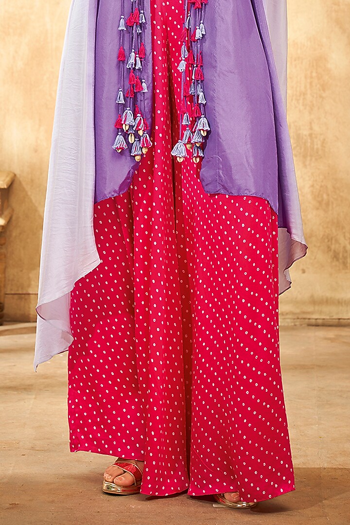 Lilac Shaded Habutai Silk Cape Set by Aditi Somani at Pernia's Pop Up Shop