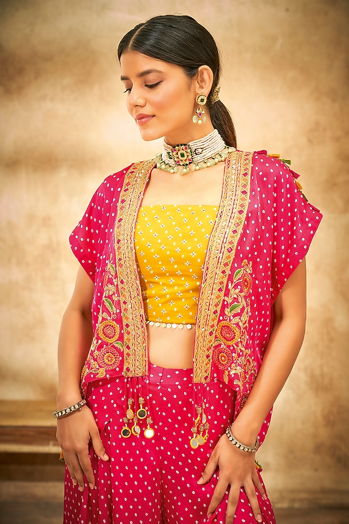 Rani Pink Printed Cape Set by Aditi Somani at Pernia's Pop Up Shop