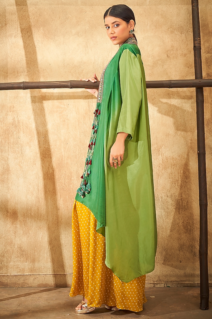 Green Shaded Habutai Silk Cape Set by Aditi Somani at Pernia's Pop Up Shop