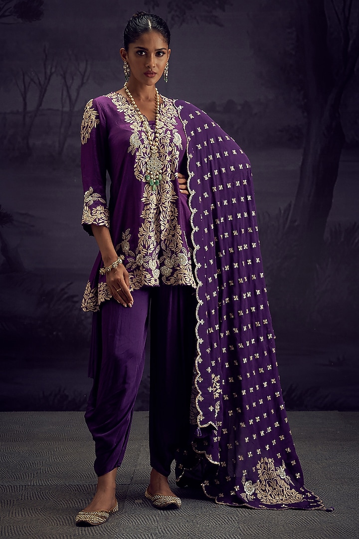Purple Dupion Silk Cutwork Embroidered Tunic Set by Aditi Somani at Pernia's Pop Up Shop