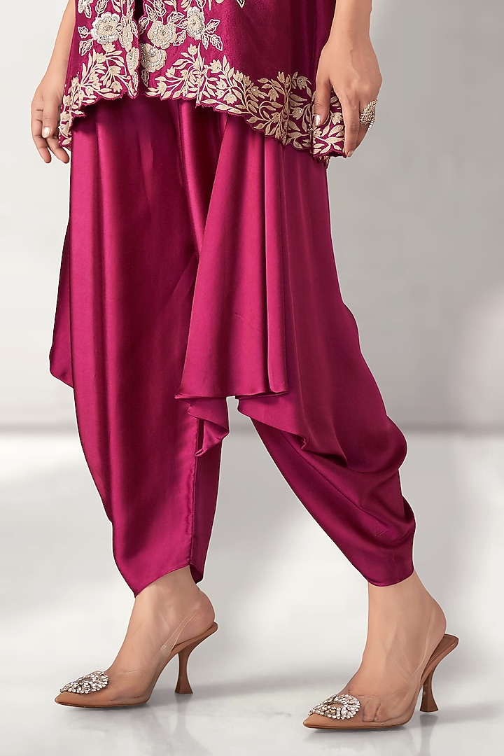 Dark Pink Dupion Silk Cutwork Embroidered Tunic Set by Aditi Somani at Pernia's Pop Up Shop