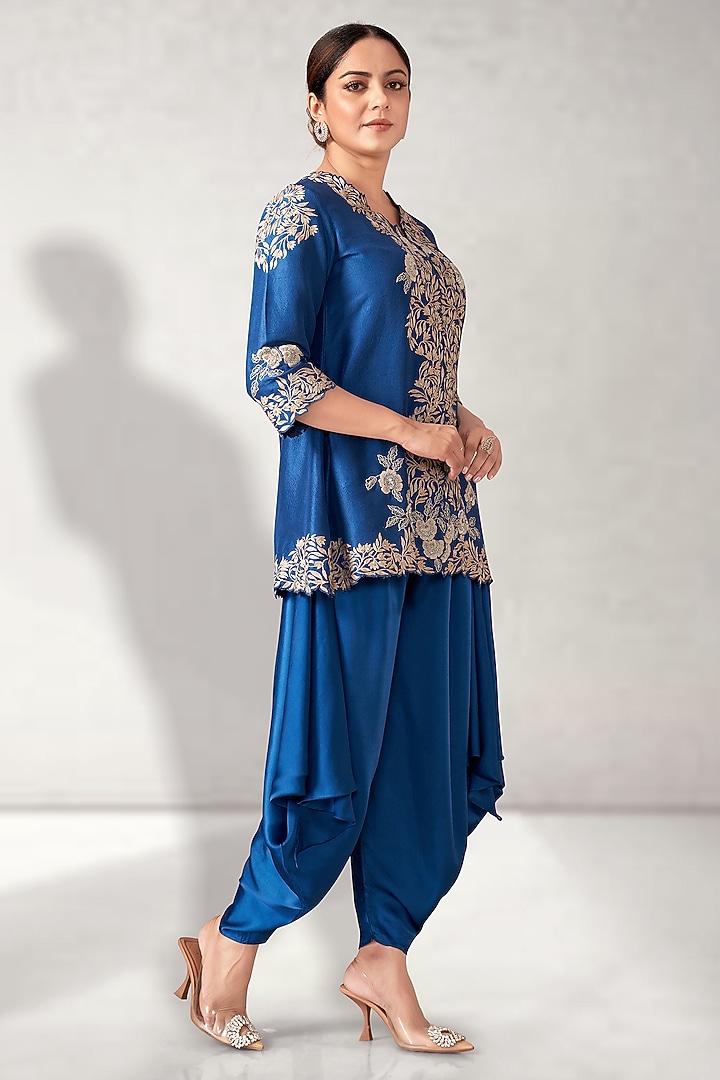 Blue Dupion Silk Cutwork Embroidered Tunic Set by Aditi Somani at Pernia's Pop Up Shop