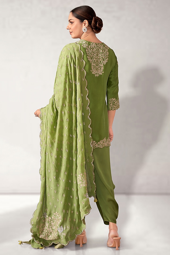 Green Dupion Silk Cutwork Embroidered Tunic Set by Aditi Somani at Pernia's Pop Up Shop