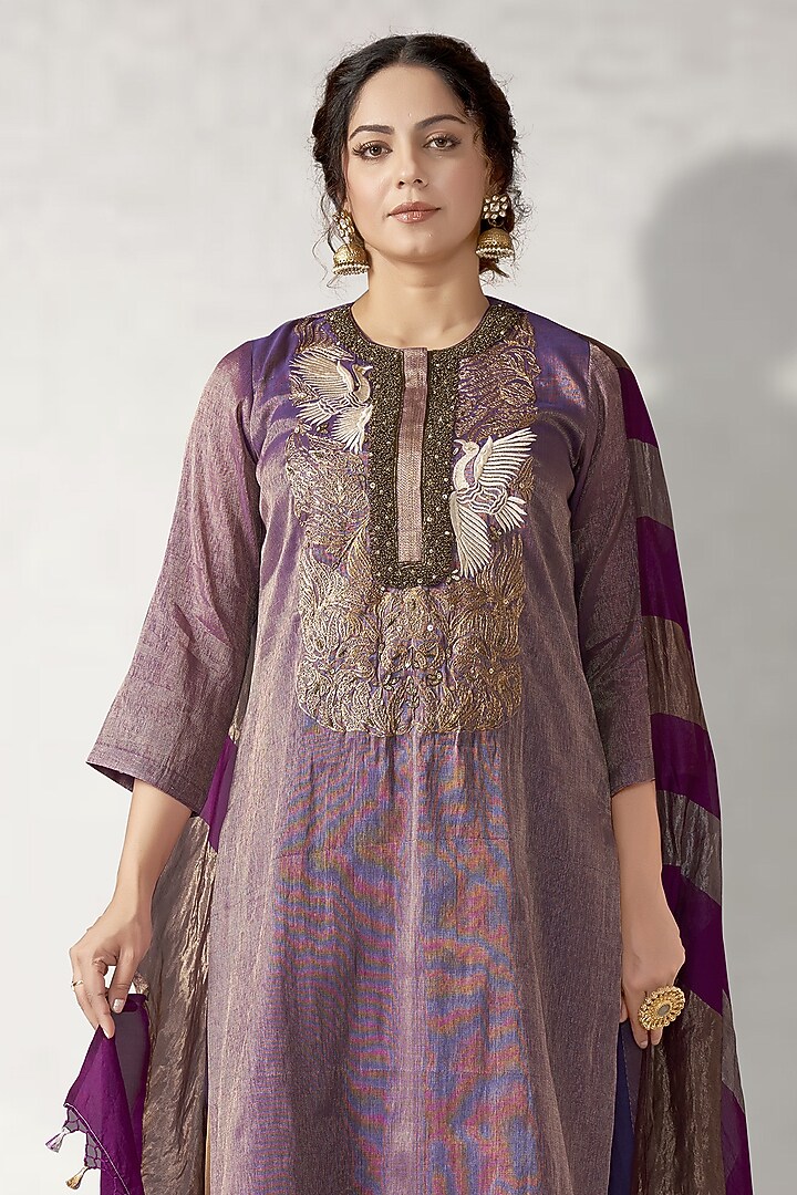 Purple Tissue Silk Embroidered Kurta Set by Aditi Somani at Pernia's Pop Up Shop